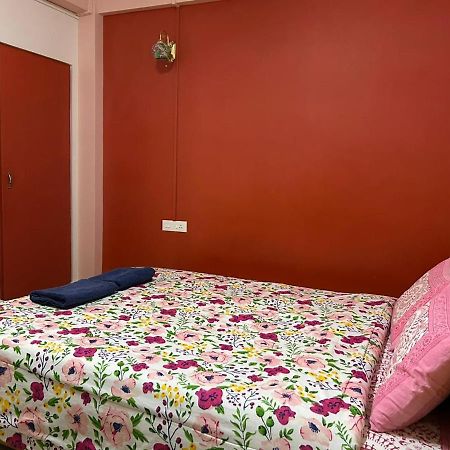 Na-U-Iaka Homestay Shillong Extérieur photo