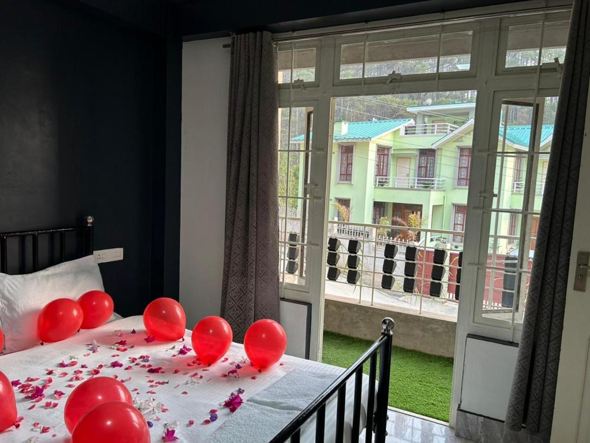 Na-U-Iaka Homestay Shillong Extérieur photo