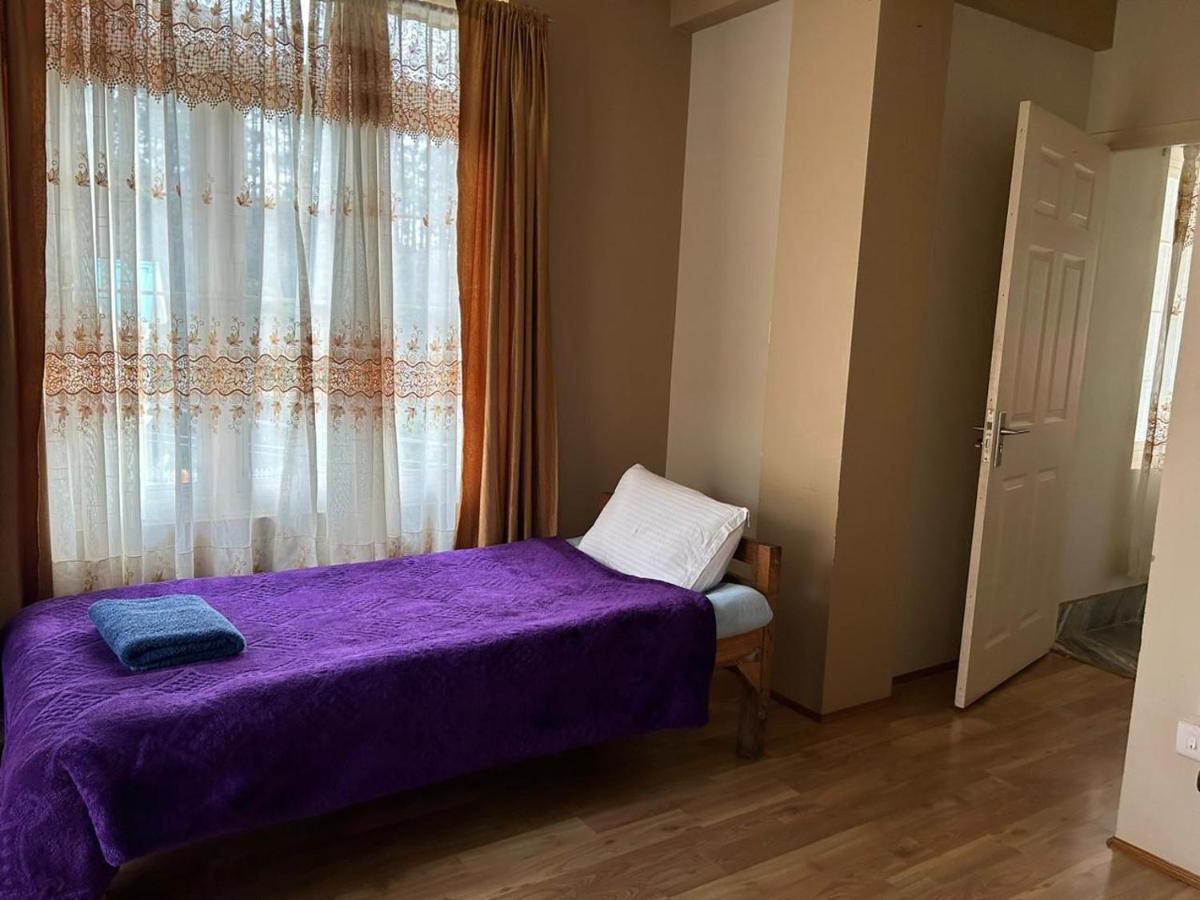 Na-U-Iaka Homestay Shillong Extérieur photo