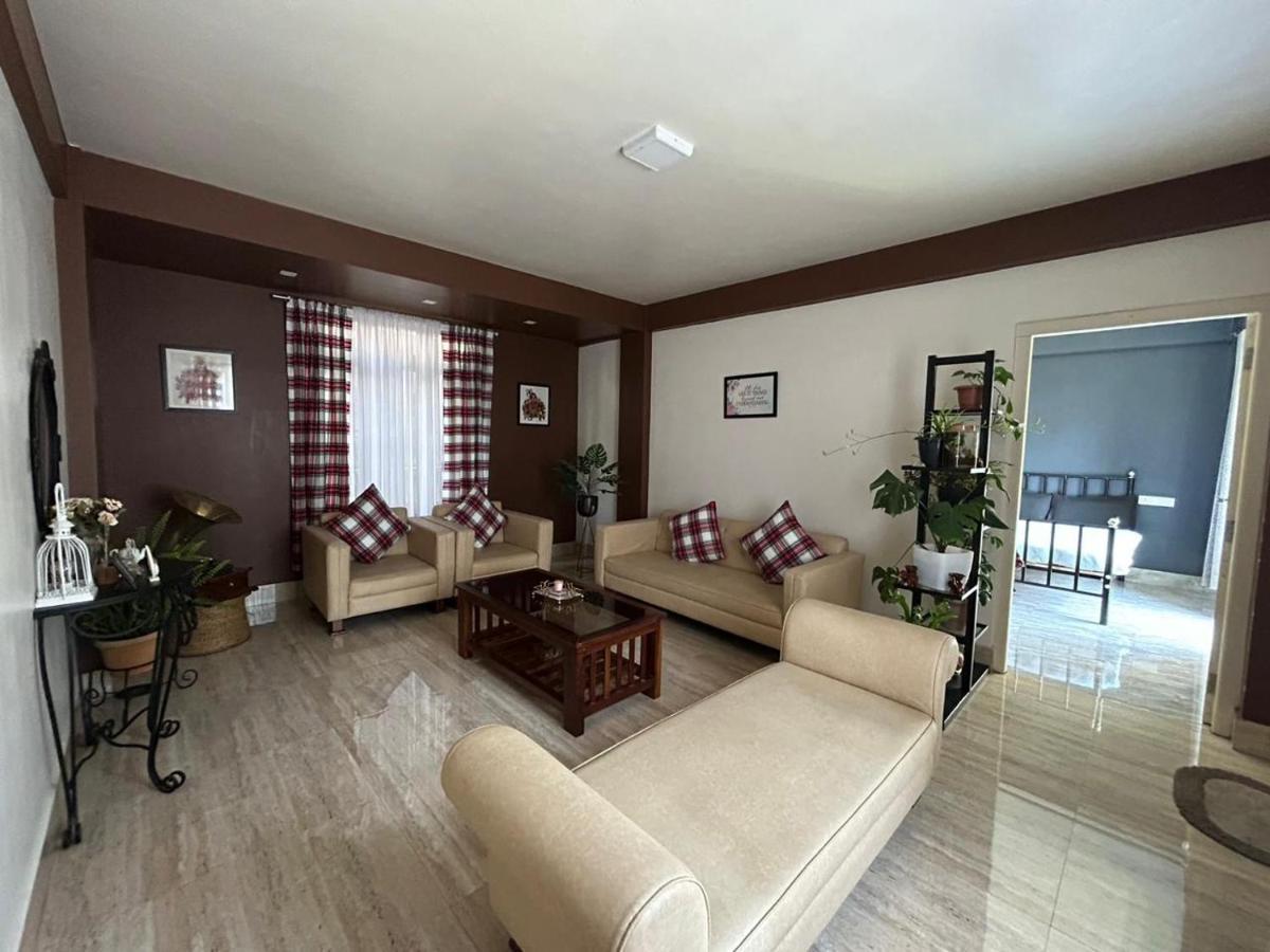 Na-U-Iaka Homestay Shillong Extérieur photo