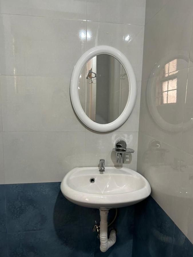 Na-U-Iaka Homestay Shillong Extérieur photo