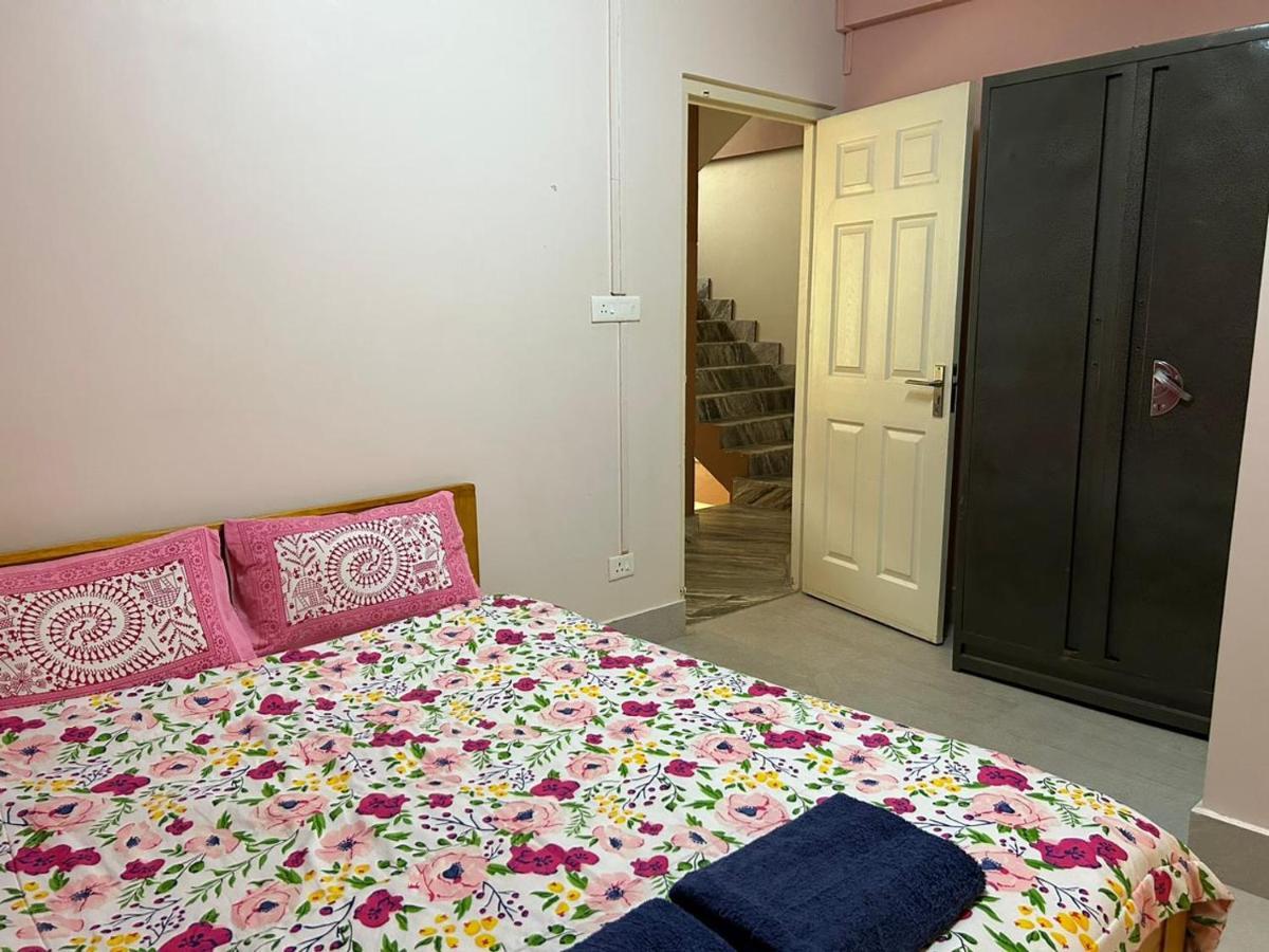 Na-U-Iaka Homestay Shillong Extérieur photo