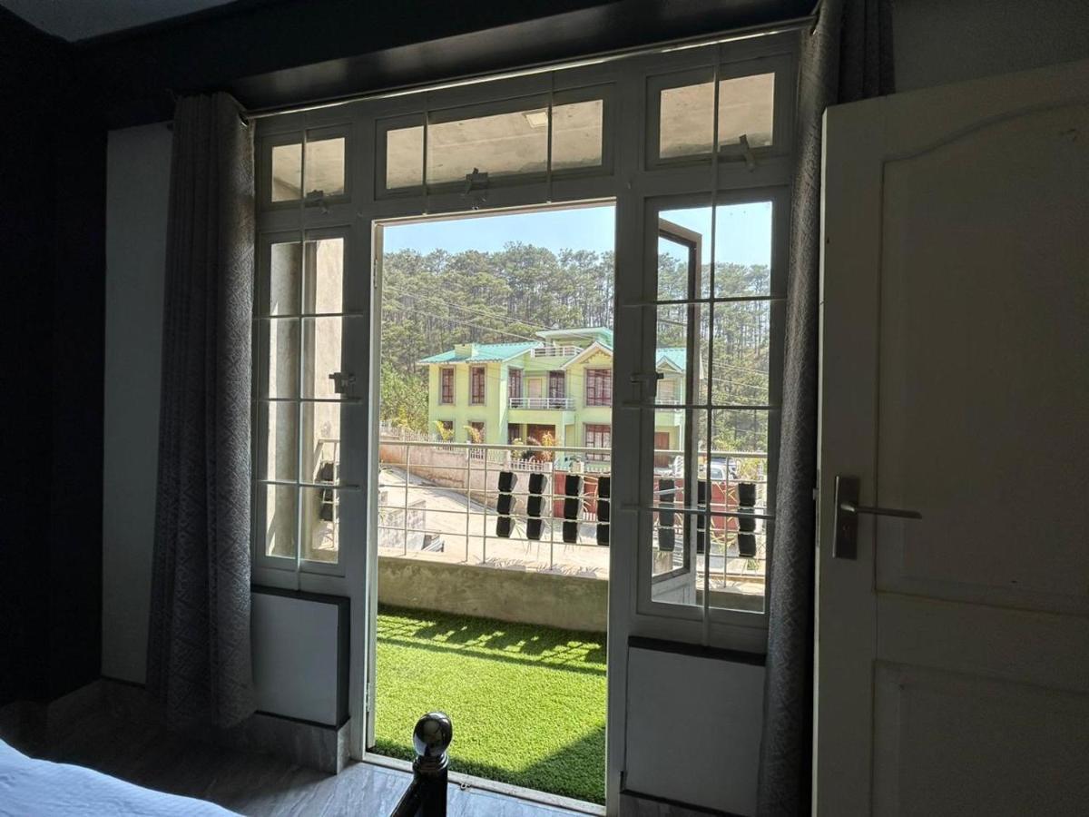 Na-U-Iaka Homestay Shillong Extérieur photo