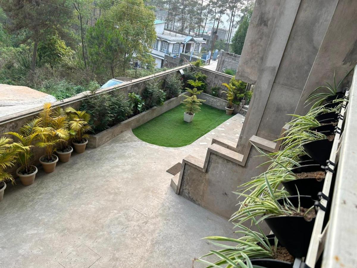 Na-U-Iaka Homestay Shillong Extérieur photo